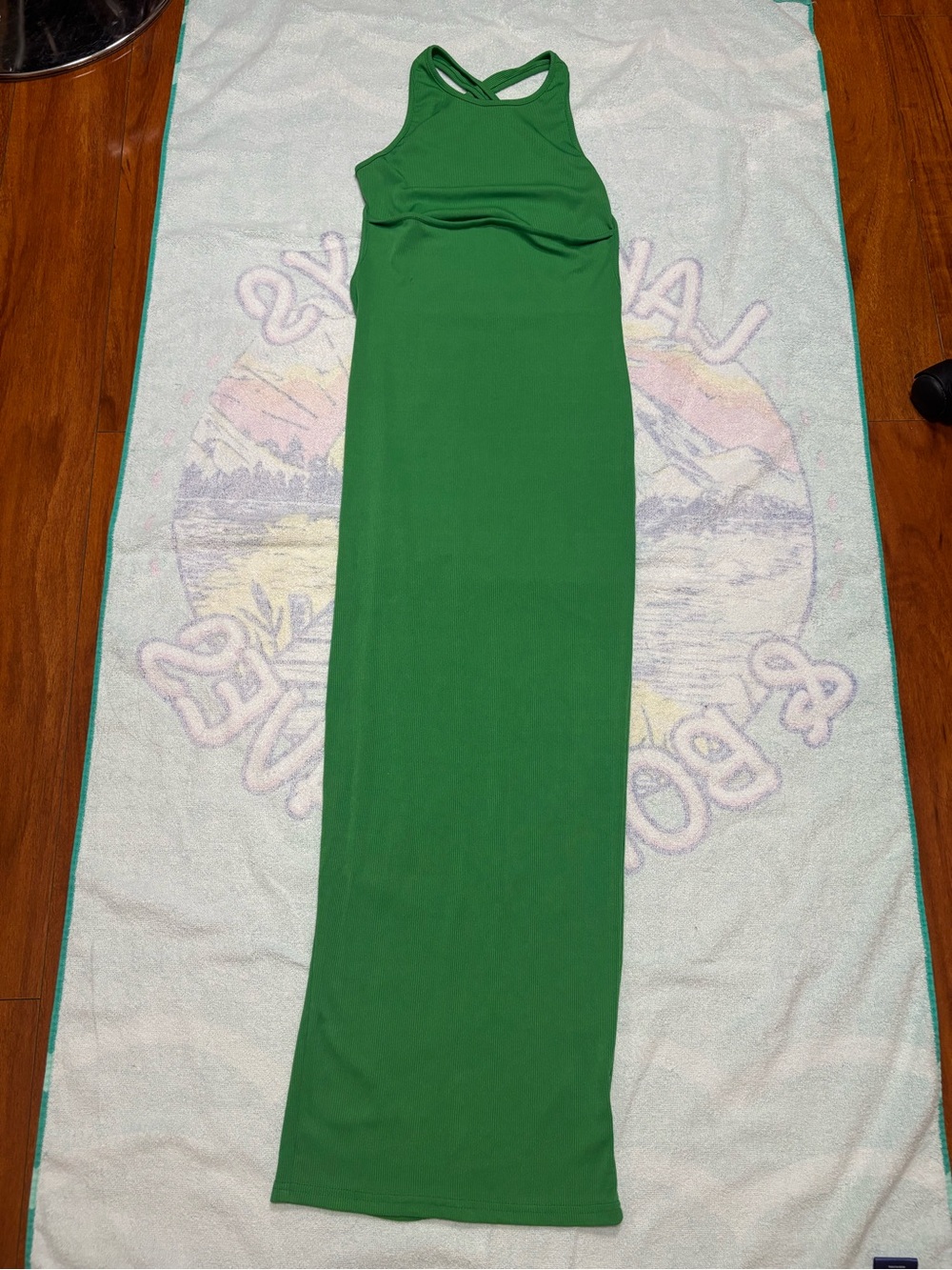 Form-Fitting Green Maxi Tank Dress - Picture 5 of 12
